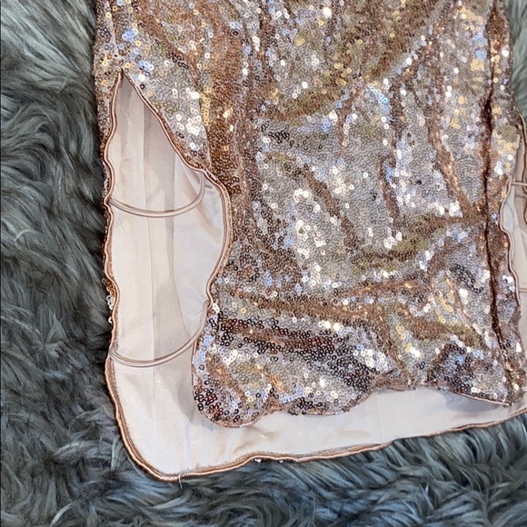 Rose gold sequin dress - Picture 3 of 6